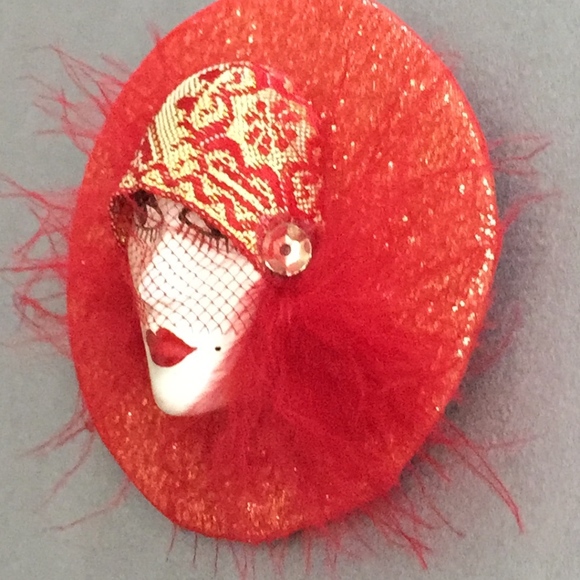 VINTAGE ARTISAN Red Feather Flapper Pin - Picture 2 of 5